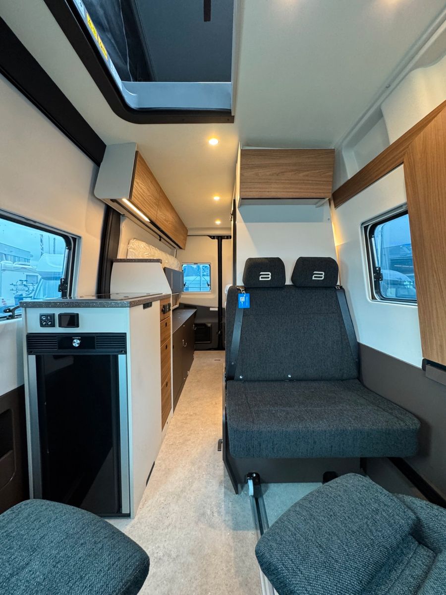 Fahrzeugabbildung Bürstner Habiton HMX 4x4 Schlafdach SIE SPAREN € 8.008,-!