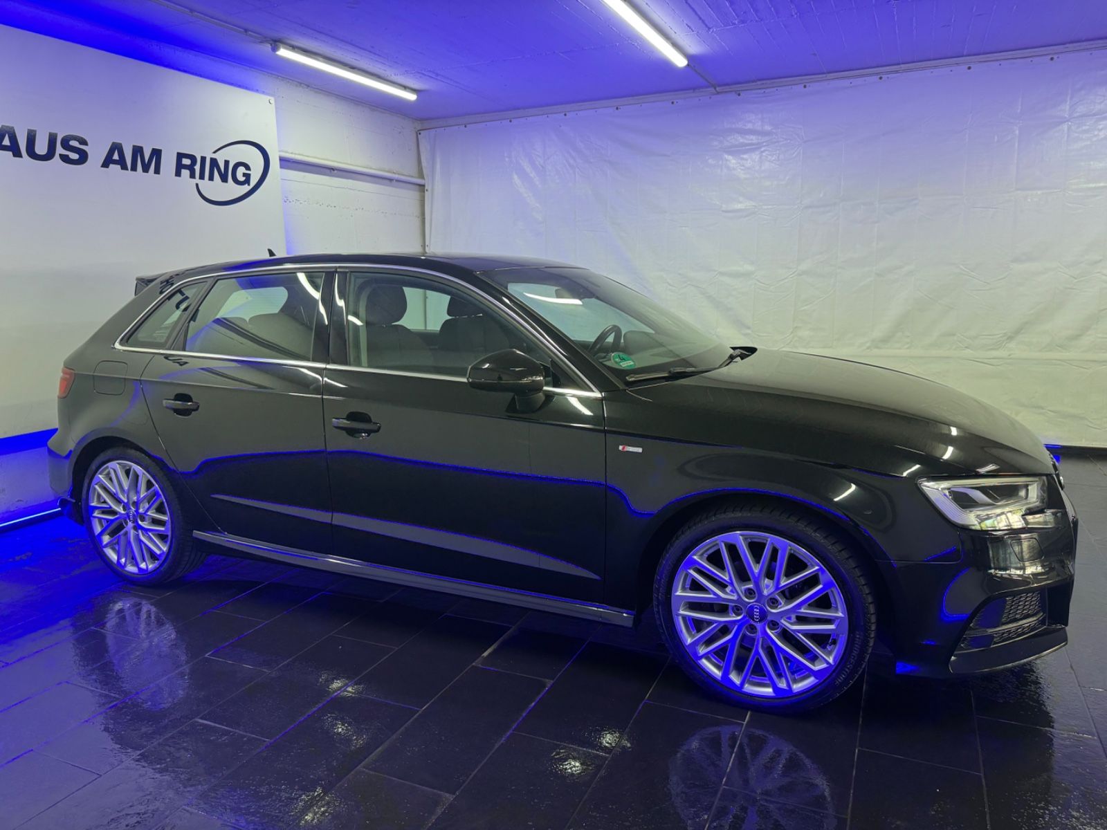 Audi A3 Sportback 2.0 TDI S line PANO NAVI LED STDHZG foto 5