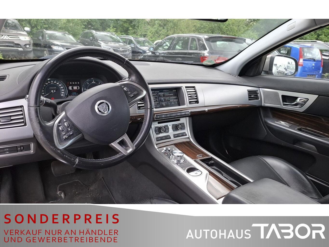 Jaguar XF 3.0 D V6 241CH - CAMERA - CUIR - GPS - BI-XÉNON