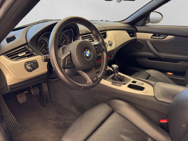 Fahrzeugabbildung BMW Z4 sDrive 20i Cabrio+Xenon+Leder+Sportsitze