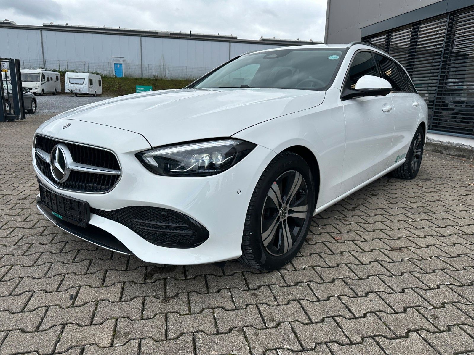 Fahrzeugabbildung Mercedes-Benz C 220 T d Avantgarde Navi AHK