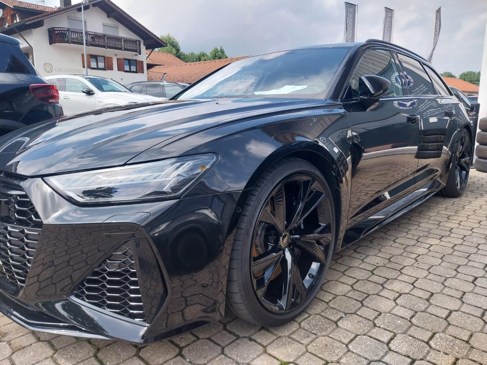 Audi RS6 Avant. perform. 1.Hd.630 PS. AHK. NP.195000.