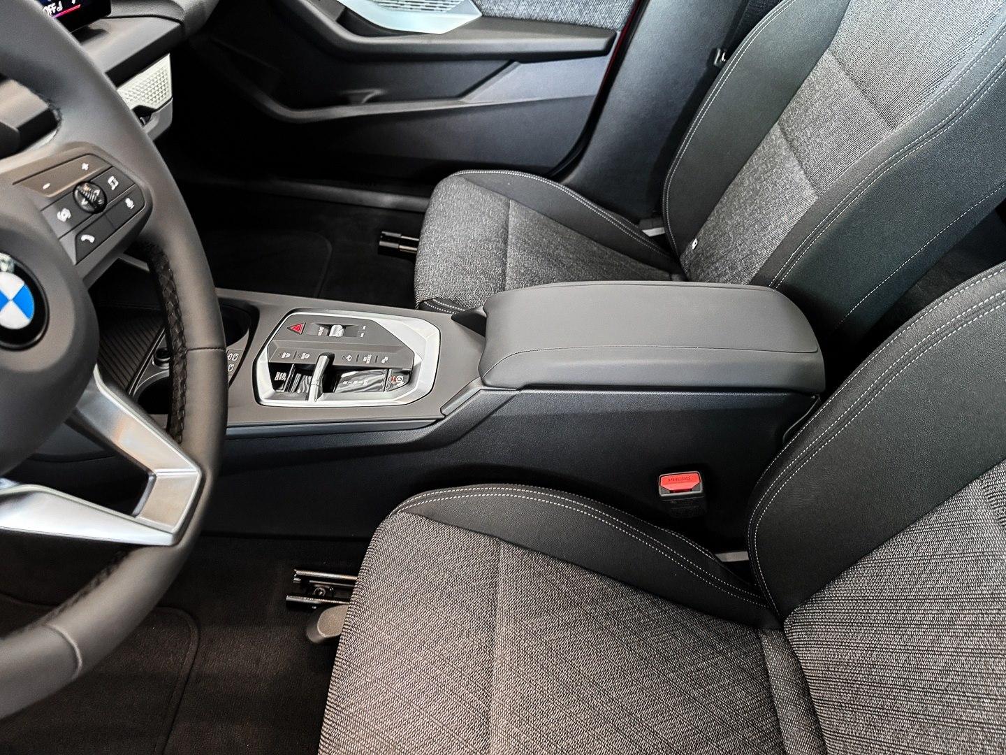 BMW 216 M Sport Design PANO LED NAVI LM