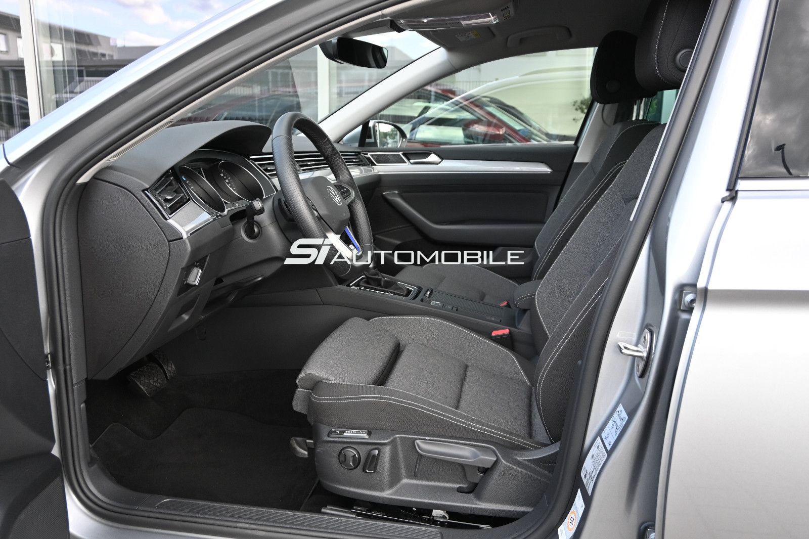 Fahrzeugabbildung Volkswagen Passat Variant 1.4 TSI DSG GTE °ACC°AHK°IQ°360°