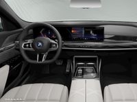 BMW 750 - Vorschau Bild 5