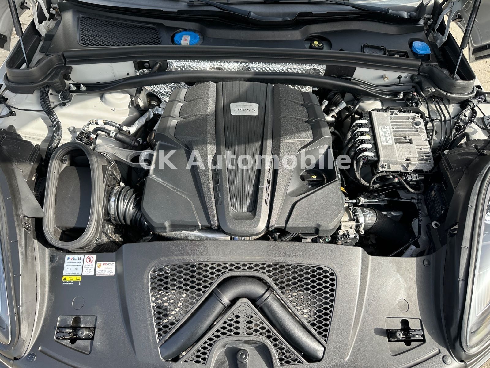 Fahrzeugabbildung Porsche Macan S Car Connect/Navi/LED/BOSE/Kamera/AHK