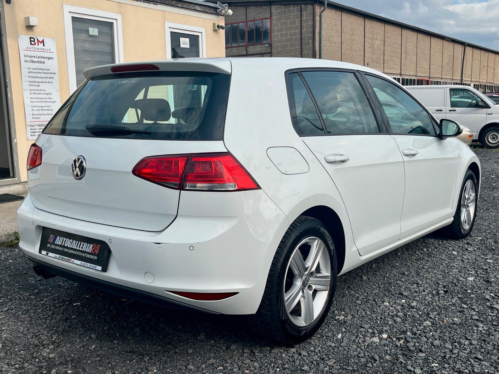 Fahrzeugabbildung Volkswagen Golf VII 1.4 TSI Comfort Navi *ZAHNRIEMEN NEU*