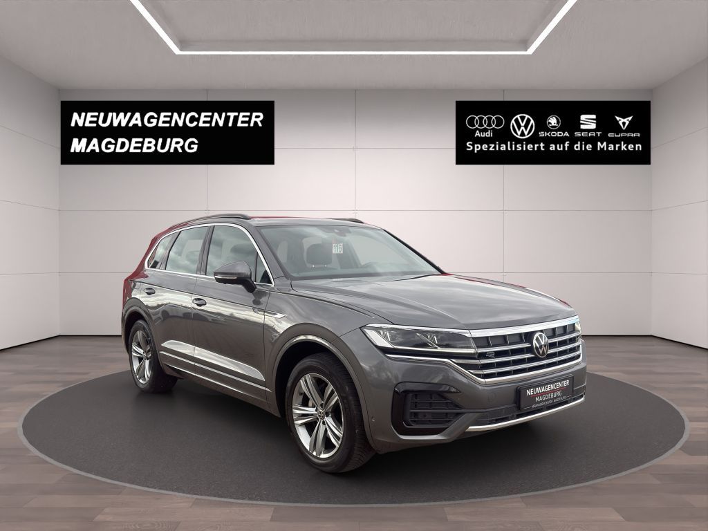 Volkswagen Touareg 3.0 V6 TDI 4Motion DPF Aut. R-Line foto 3