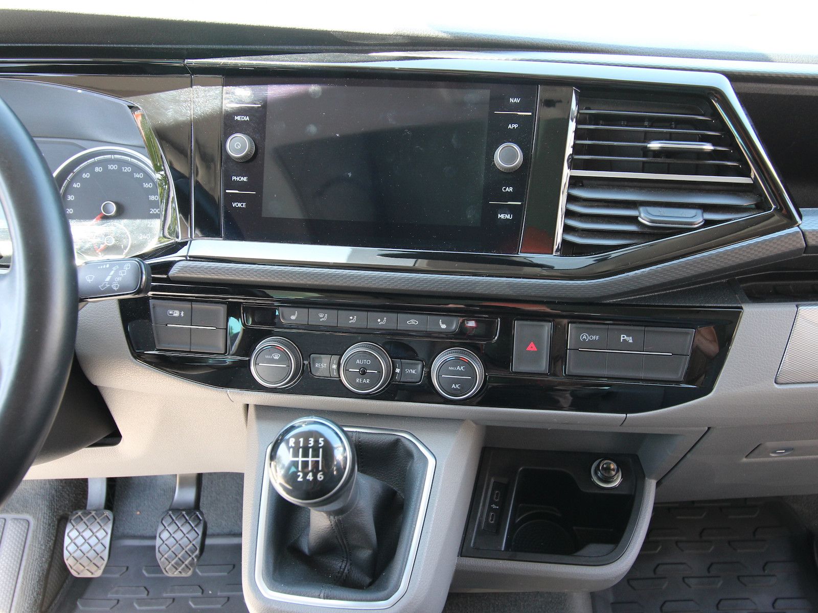 Volkswagen T6.1 California Ocean Edition NAVI+LED+KAMERA foto 15