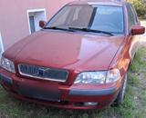 Volvo Verkaufe Volvo V40 - gebrauchte Volvo V40 aus dem Jahr 2001