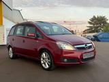 Opel Zafira B Cosmo - TÜV 09/2025 - 7.Sitzer - Opel Zafira aus 2006 mit Diesel-Antrieb