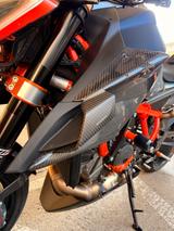KTM 1290 Super Duke R  | Viele Extras | GA 06.2028 - Offers