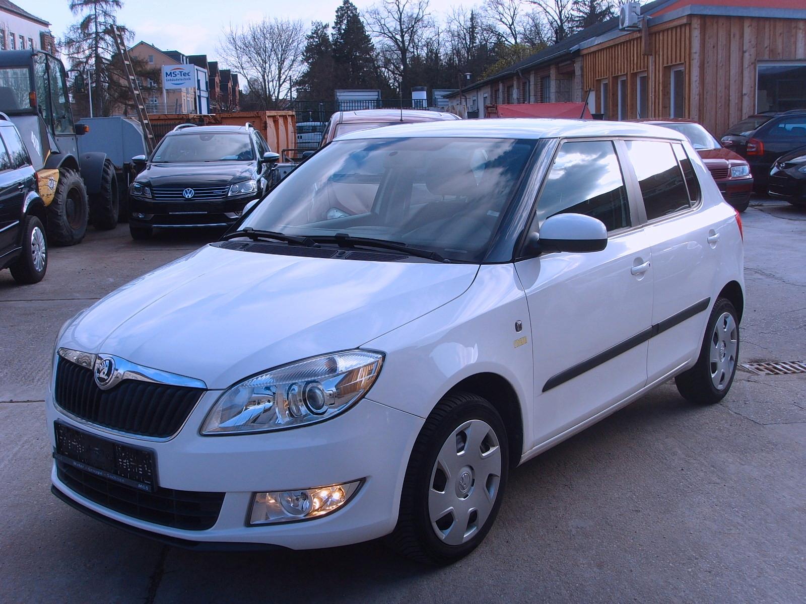 Skoda Fabia 1.2l TSI Fresh 1. Hand scheckheft