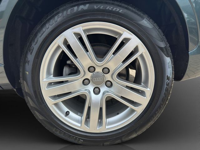 Q3 2.0 TDI quattro sport S-tronic SHZ NAVI LED