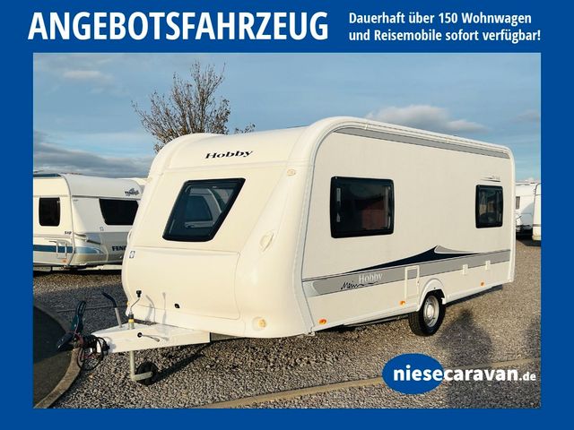 Hobby DE LUXE 495 UL EINZELBETTEN RUNDSITZGRUPPE