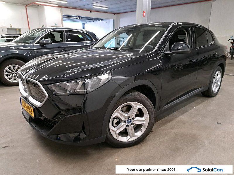 BMW iX2 xDrive30 LED LC-Pro Navi-Pro KeylessGo Klim