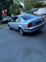 Volkswagen VW Passat Typ 3B (B5) mit 1,6-Liter Benzin... - VW Passat Variant von 1999
