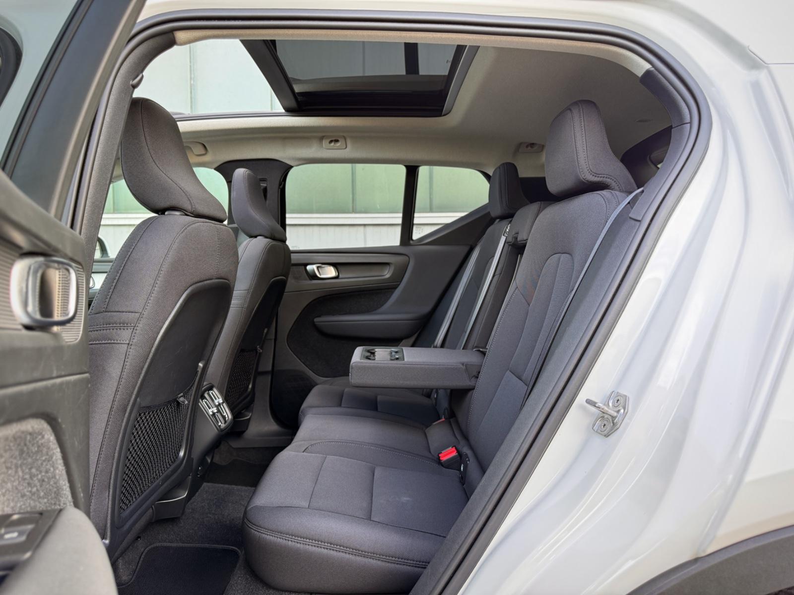 Volvo XC40 1.5T3 Momentum Pro *ASSIST|PANO|NAVI|HIFI*