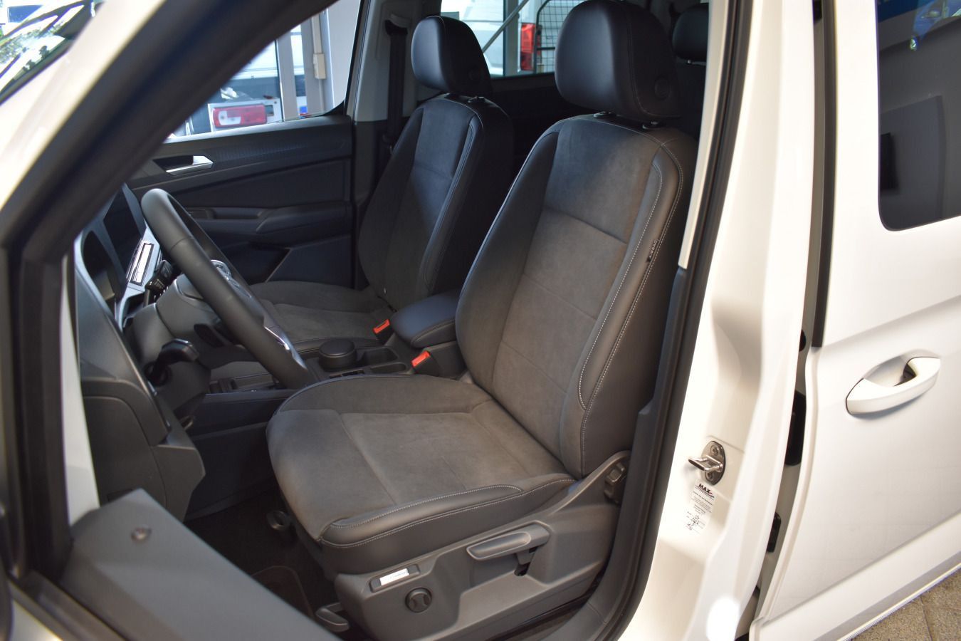 Volkswagen Caddy Maxi - Bild 9