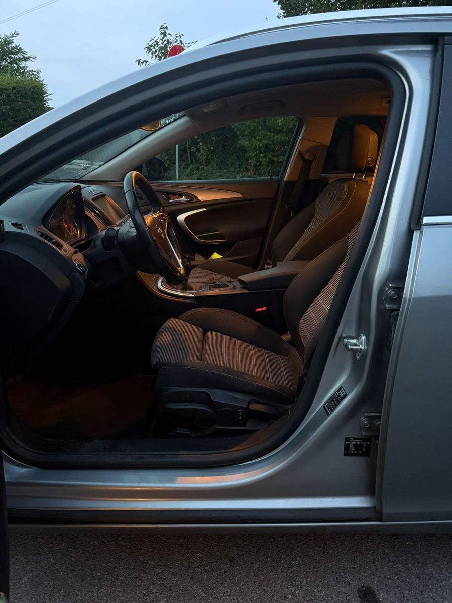 Opel Insignia 2014 — photo 10