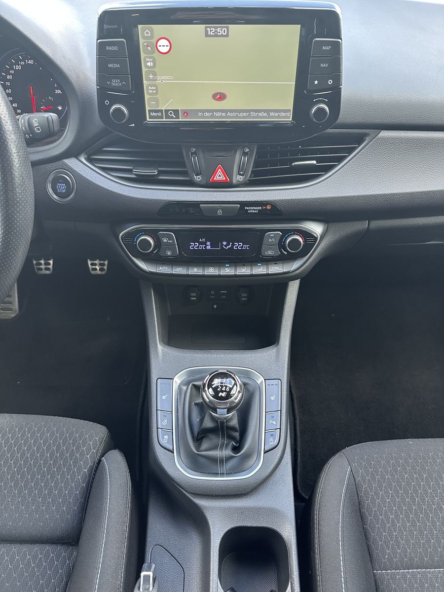 Fahrzeugabbildung Hyundai i30 N Performance NAV+LED+SHZ+KAMERA+TEMPO+2Hd
