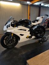 Yamaha R6 RJ15 Rennstreckenumbau - YAMAHA WEIß R6