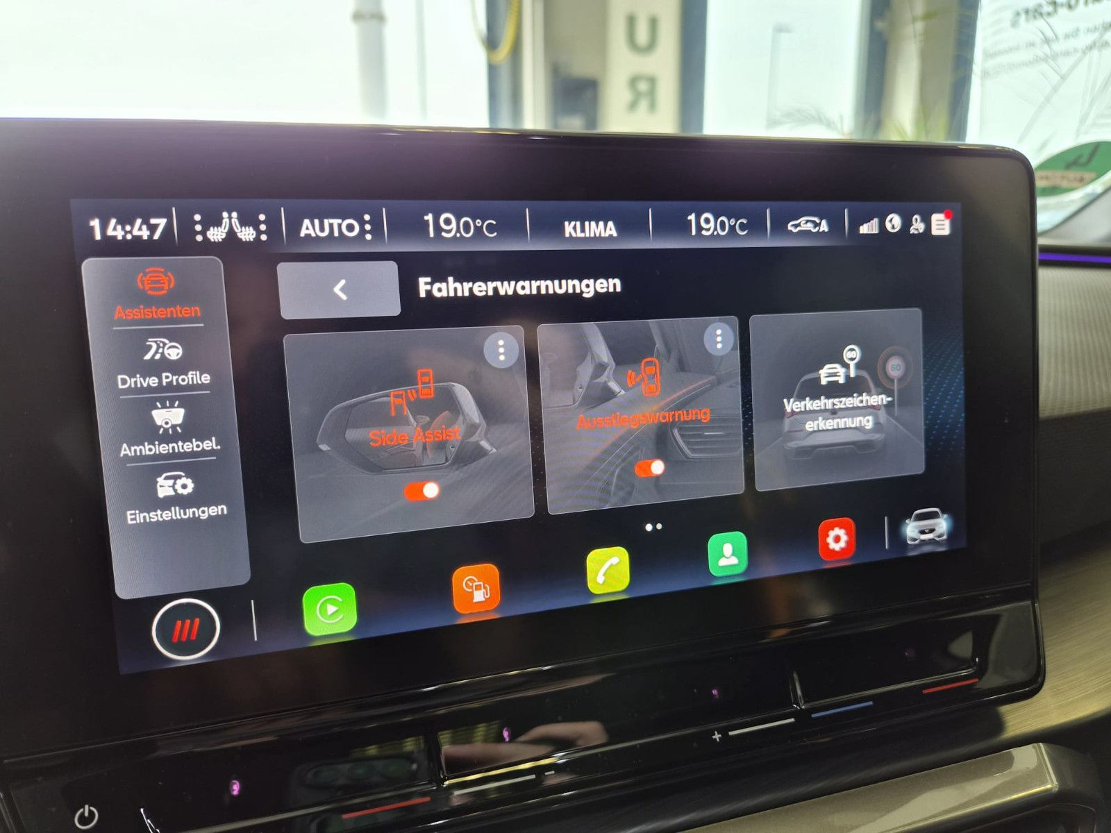 Fahrzeugabbildung CUPRA Leon VZ / PANO / LED / KAMERA / NUR 42TKM