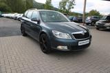 Skoda Octavia Combi Ambiente*TÜV NEU*8 FACHBEREIFT* - Skoda Octavia aus 2010: Kombi