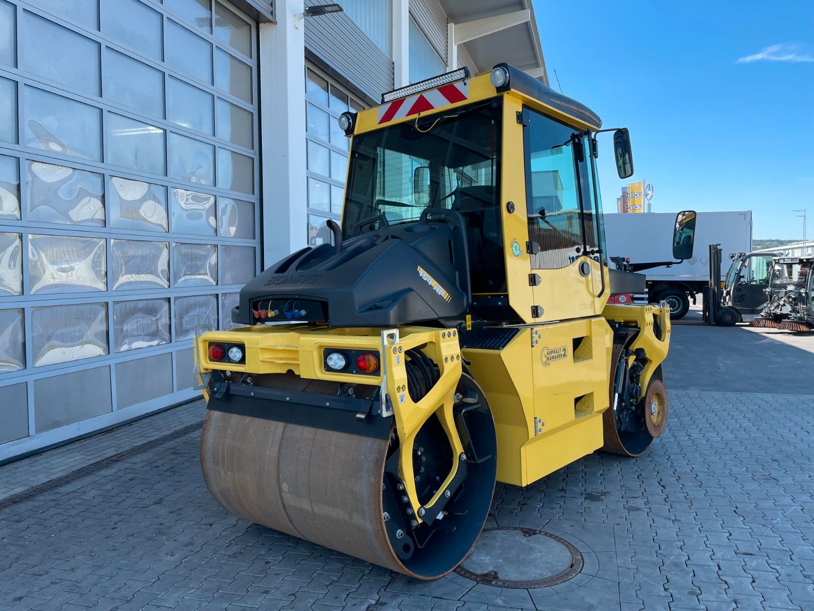 Fahrzeugabbildung BOMAG BW 154 AP-4i AM / nur 731h / Asphalt Manager
