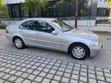 Mercedes-Benz C 220 CDI ELEGANCE Elegance - gebrauchte Mercedes-Benz C 220 aus dem Jahr 2004