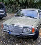 Mercedes-Benz Mercedes 230 W123 Coupe  tolles Projekt z... - Mercedes-Benz 230 Gebrauchtwagen in Berlin