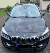 BMW 220 Active Tourer 220i Steptronic DCT Luxury... - BMW 220 Active Tourer von privat