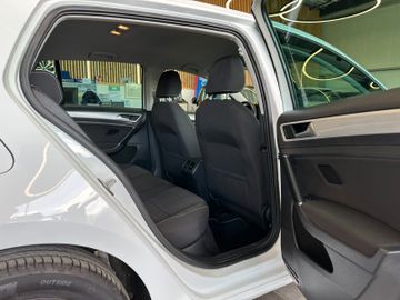 Volkswagen Golf 7 CUP*TÜV 082027*TEMPO*SZHZ*PDC*