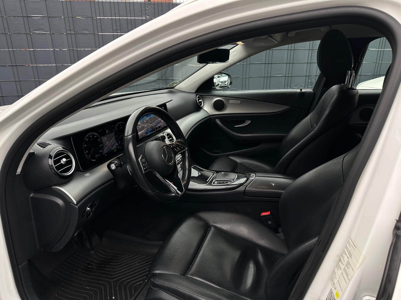 Mercedes-Benz E 220 d T Automatic/Totwinkel-Assistent/Navi