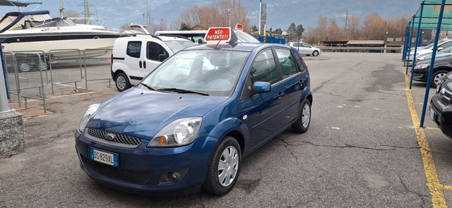 Ford Fiesta 1.2 16V 5p. Clever