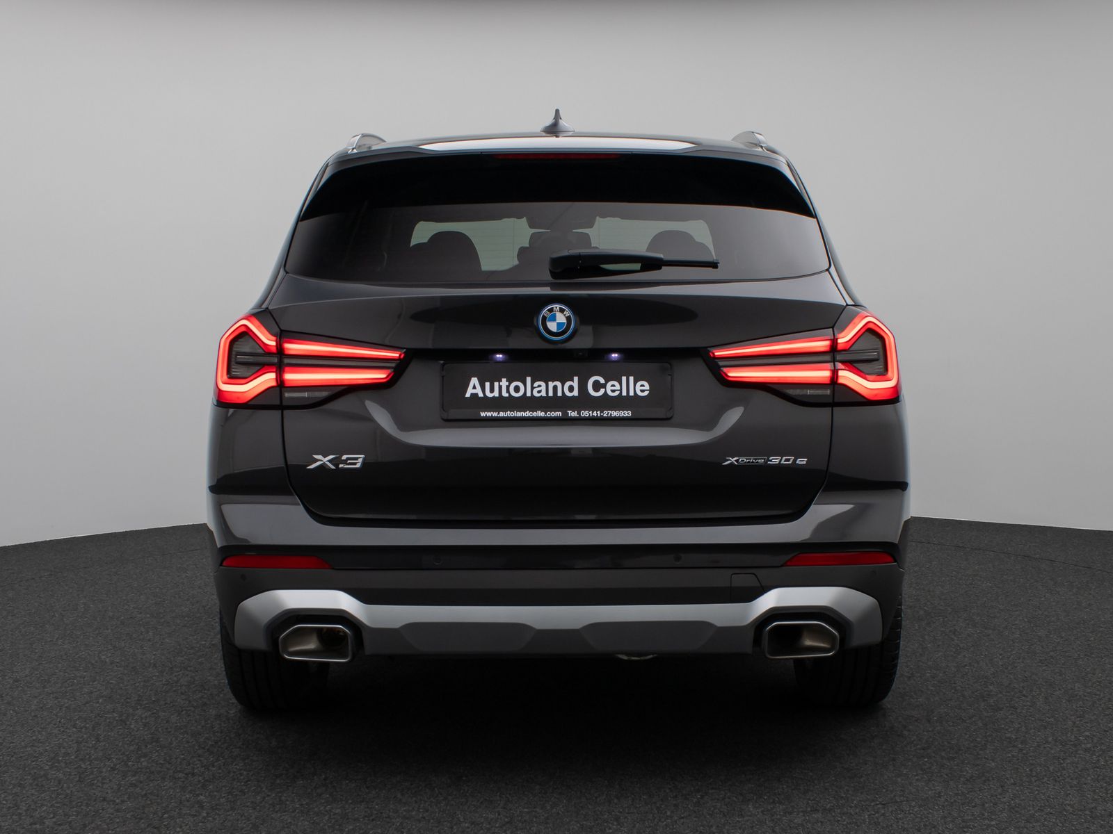 Fahrzeugabbildung BMW X3 xD30e Kamera HUD Lenkrhzg Stop&Go AHK Sport