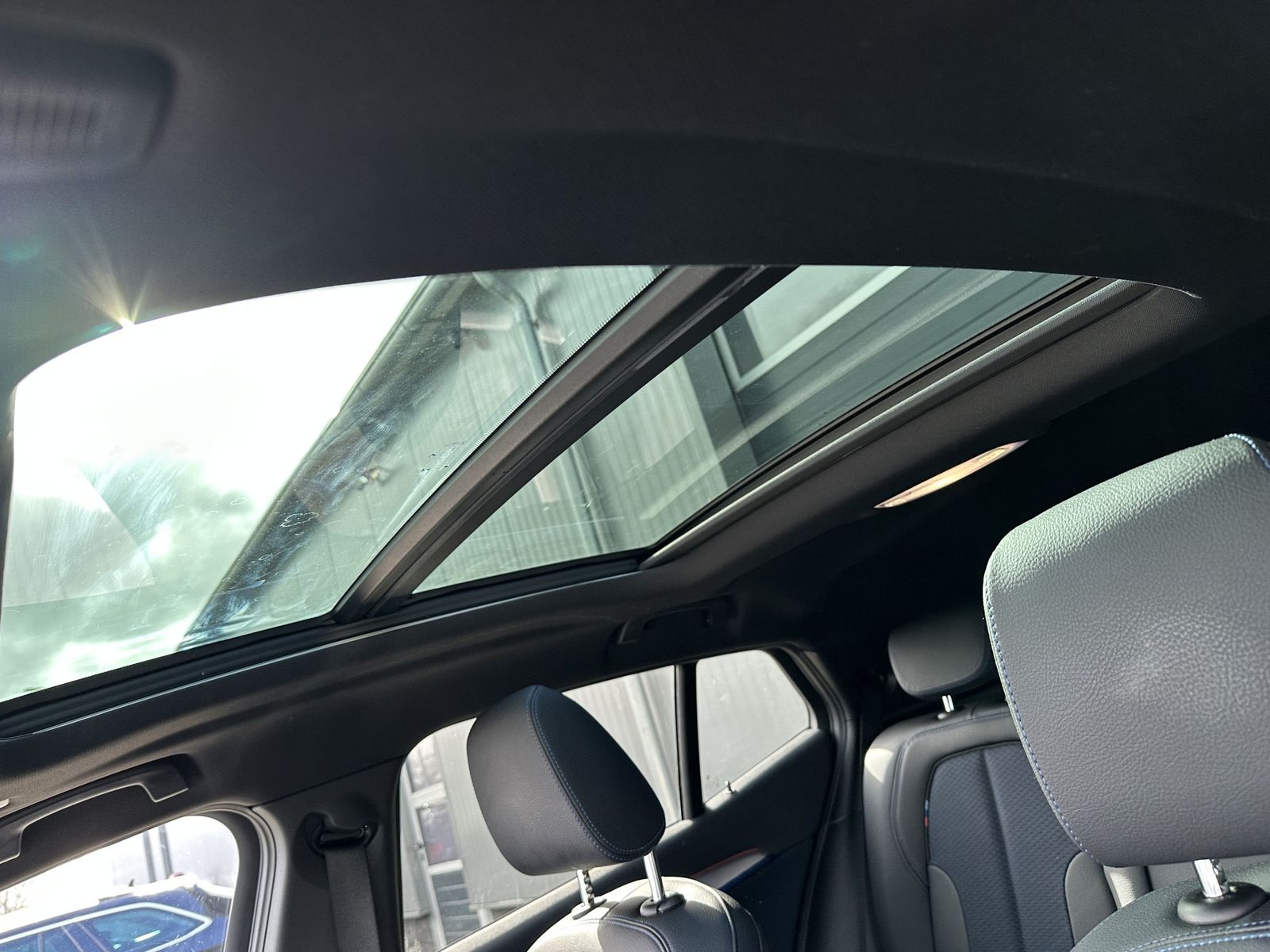 Fahrzeugabbildung BMW X2 xDrive20d M-Sport NAV+LED+AHK+PANO+KAM+19ZOLL
