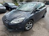 Ford Focus 1.0 EcoBoost Sync Edition/2.Hand/Pdc - Ford Focus mit Benzin-Antrieb: Limousine, 2.0