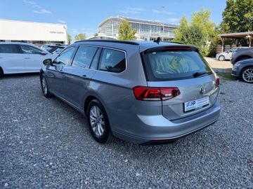 Volkswagen Passat Variant - 4