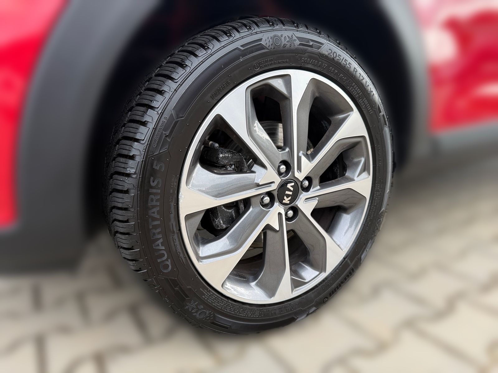Fahrzeugabbildung Kia STONIC 1.0T DCT PLATINUM O. GD 2