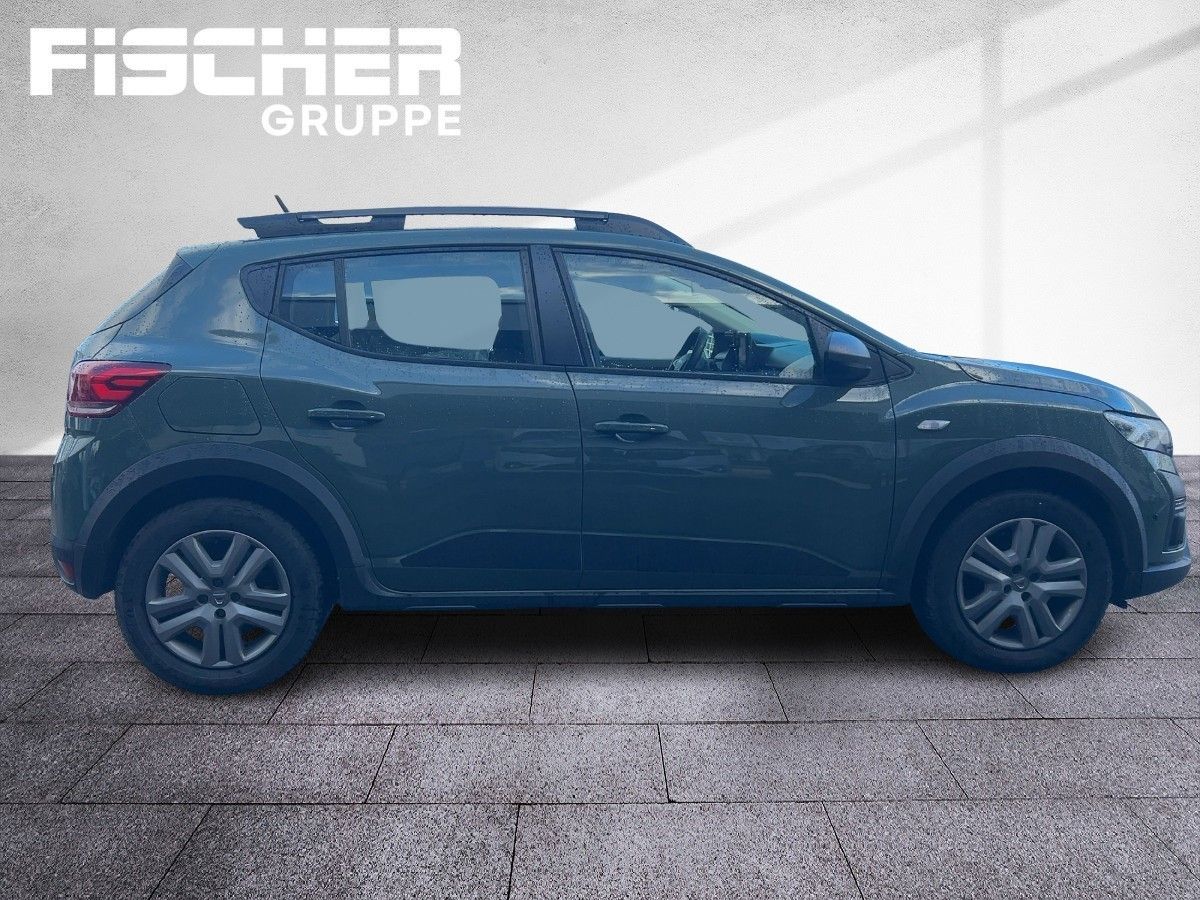 Fahrzeugabbildung Dacia Sandero Stepway Expression+ TCe 110 SHZ Kamera