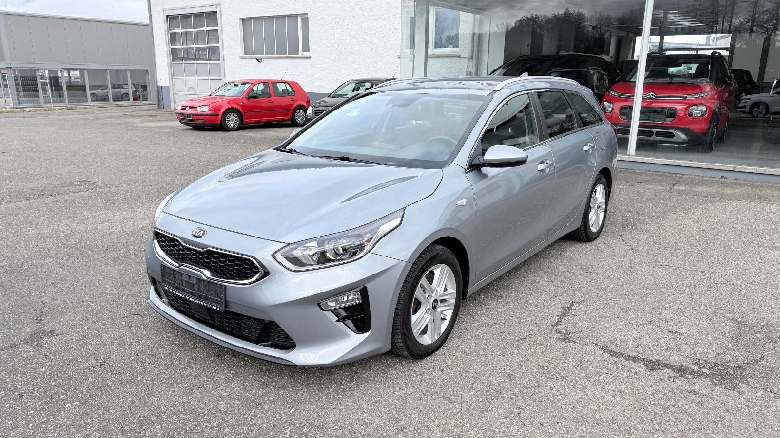 Kia cee'd Sportswagon -1.HAND-NAVI TOUCH-EURO6-AHK-