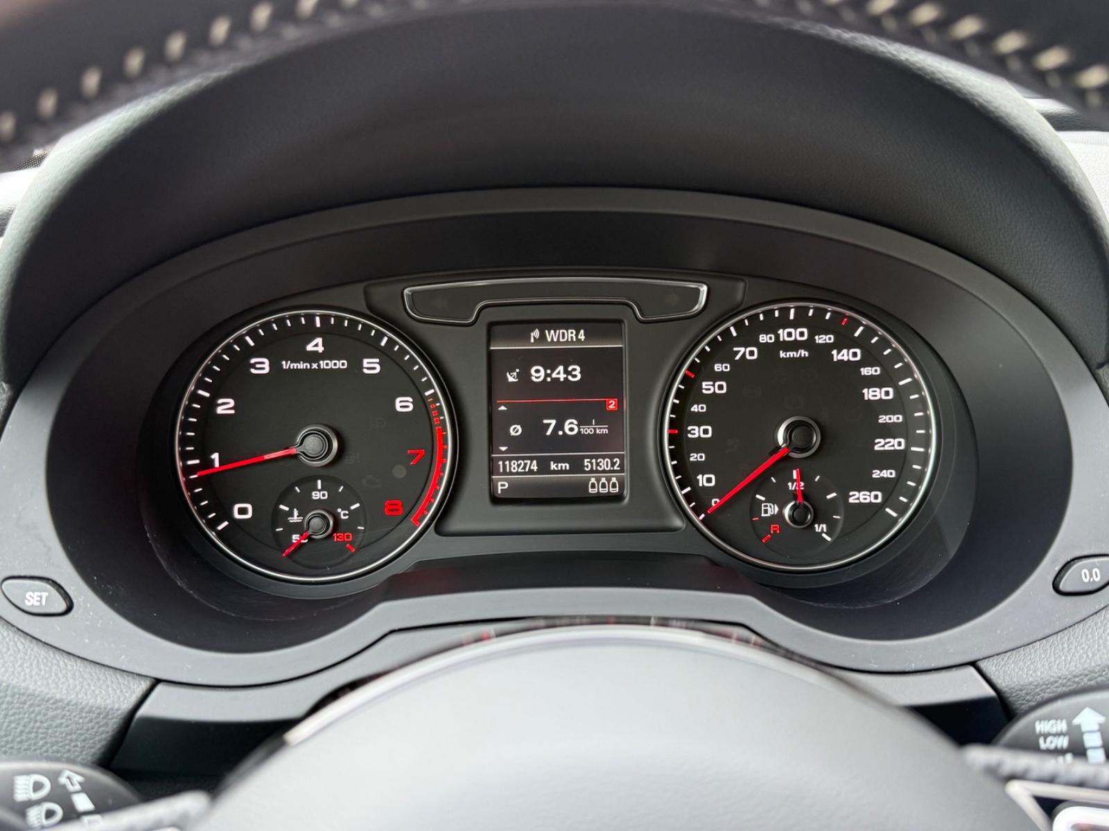 Audi Q3 sport quattro S-Line Sport S-tronic