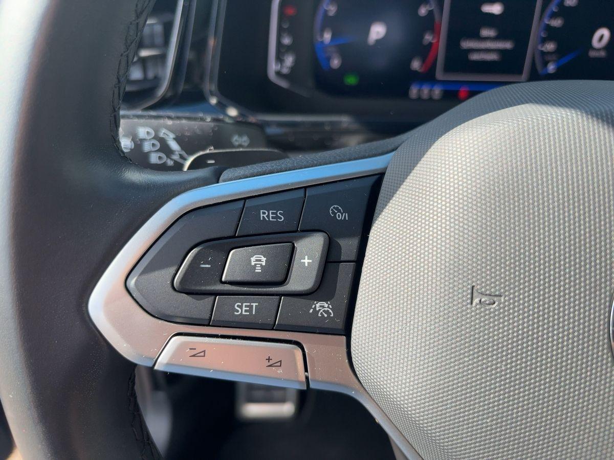 Volkswagen T-Roc 2.0 TSI DSG 4M R-Line ACC Kamera Pano LED, миниатюра 14