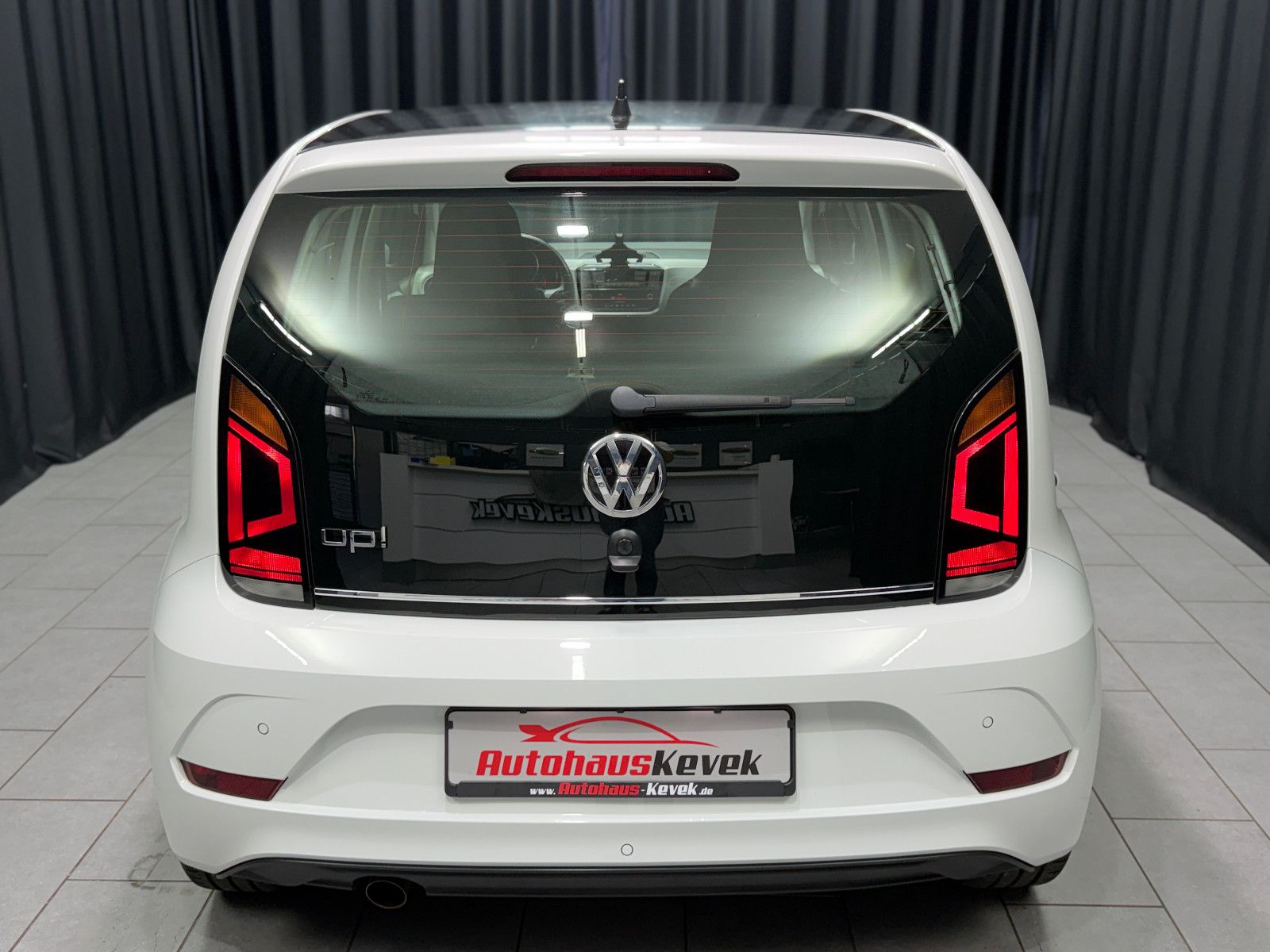 Fahrzeugabbildung Volkswagen up! high up! |KLIMA|PDC