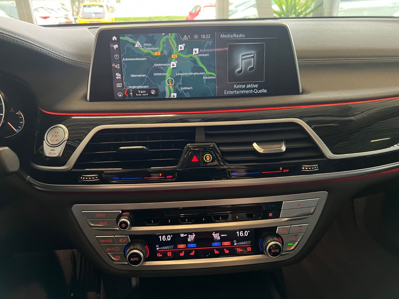 Fahrzeugabbildung BMW 740 d xDrive *MASSAGE* LEDER EXCLUSIVE *