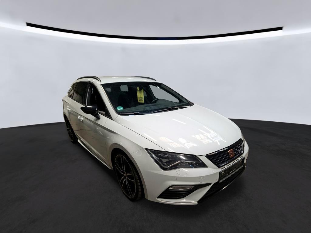 Cupra Leon ST Cupra 300 4Drive/KAMERA/LED/NAVI