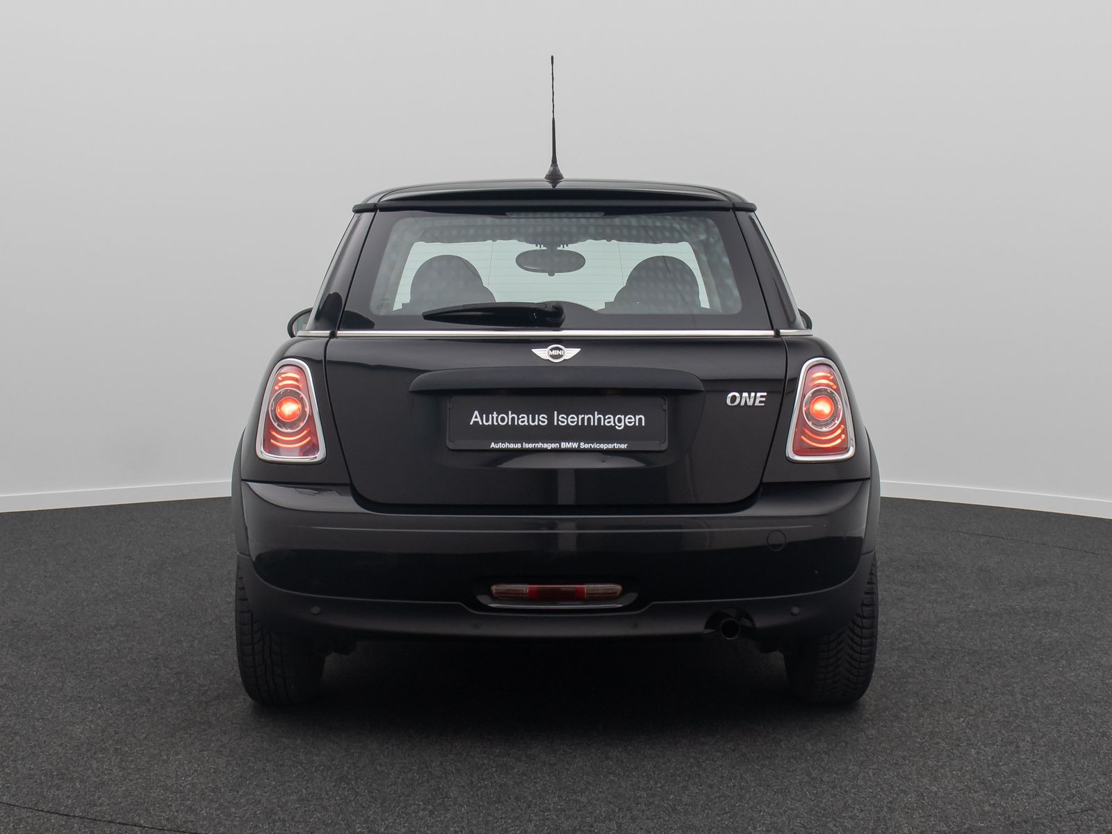 Fahrzeugabbildung MINI One Clubman Pepper PDC CD Bordcomputer Nebelsch