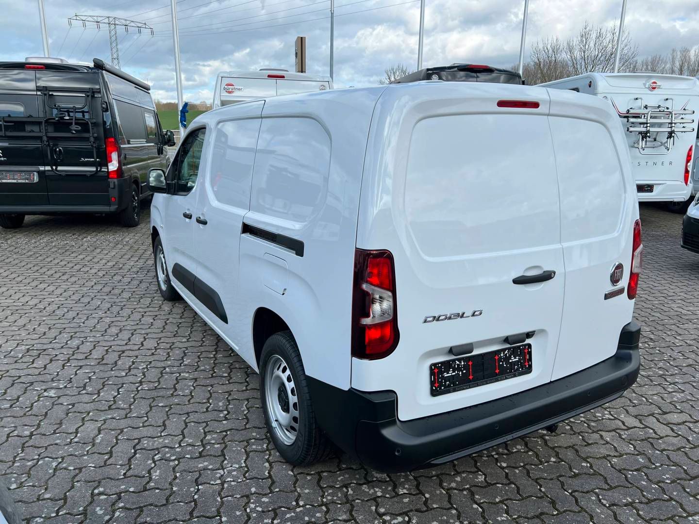 Fahrzeugabbildung Fiat Doblo XL KAWA100 MT6