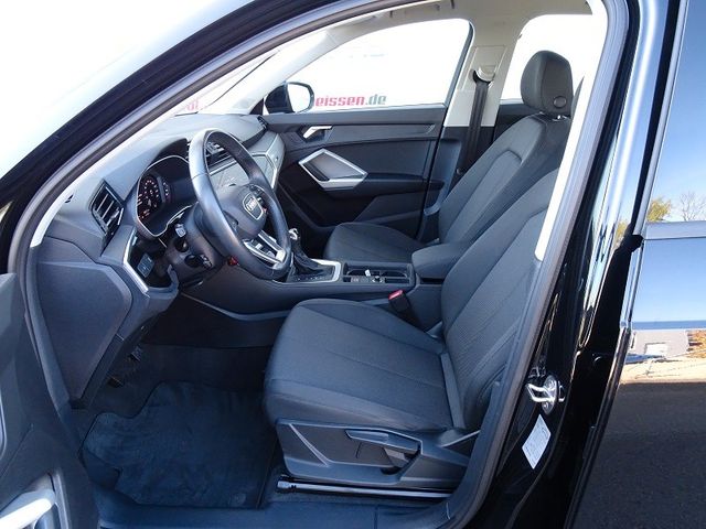 Q3 35 TFSI S-tronic